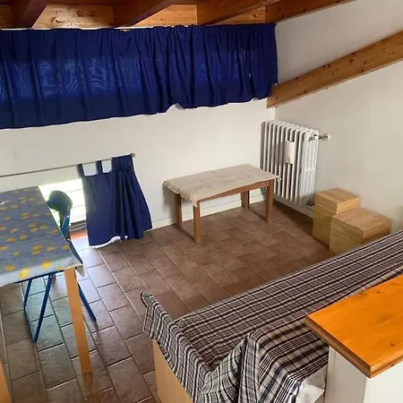 Casa In Pietra In Collina