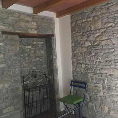 Casa In Pietra In Collina Apartment