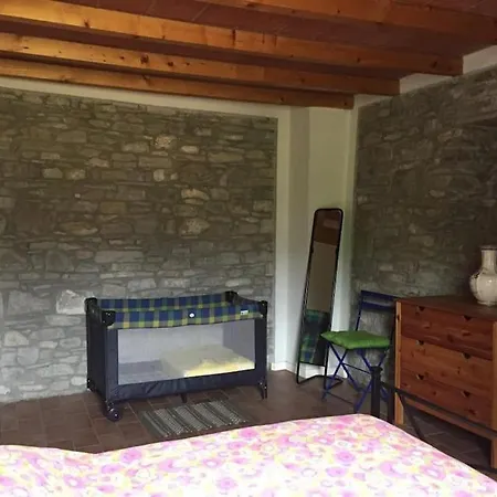 Casa In Pietra In Collina Apartment